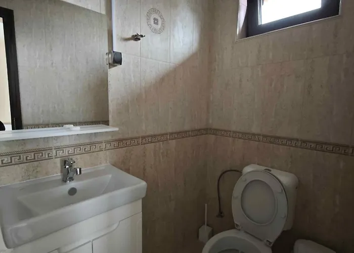 Gasthuis савана, пловдив,plovdiv, летище пловдив, Plovdiv Airport,ягодово